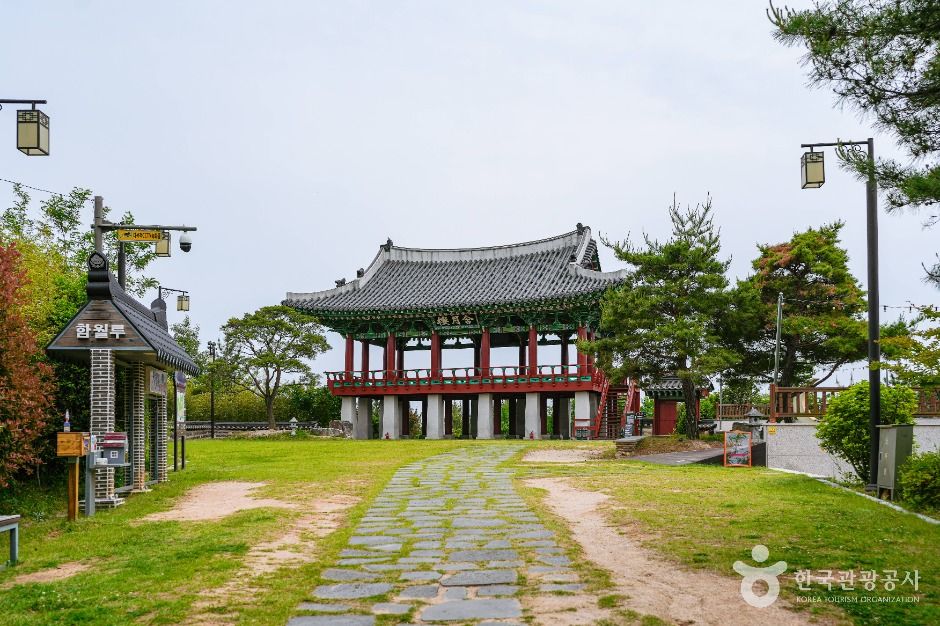 함월루 공식 관광자료 제공 사진 실제 사진